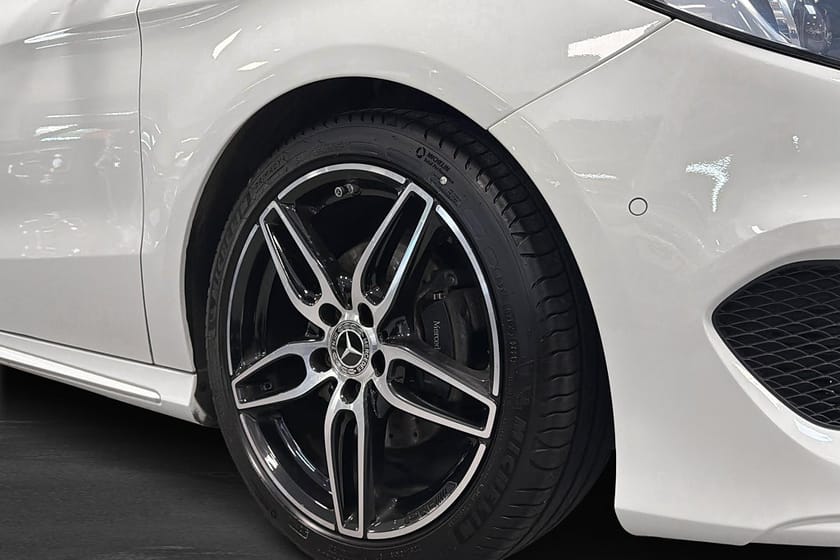 Bild 5 av Mercedes-Benz B 200 AMG Sport Panorama Drag 156hk