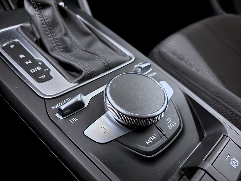 Bild 2 av Audi Q2 35 TFSI 150hk Proline PDC CarPlay