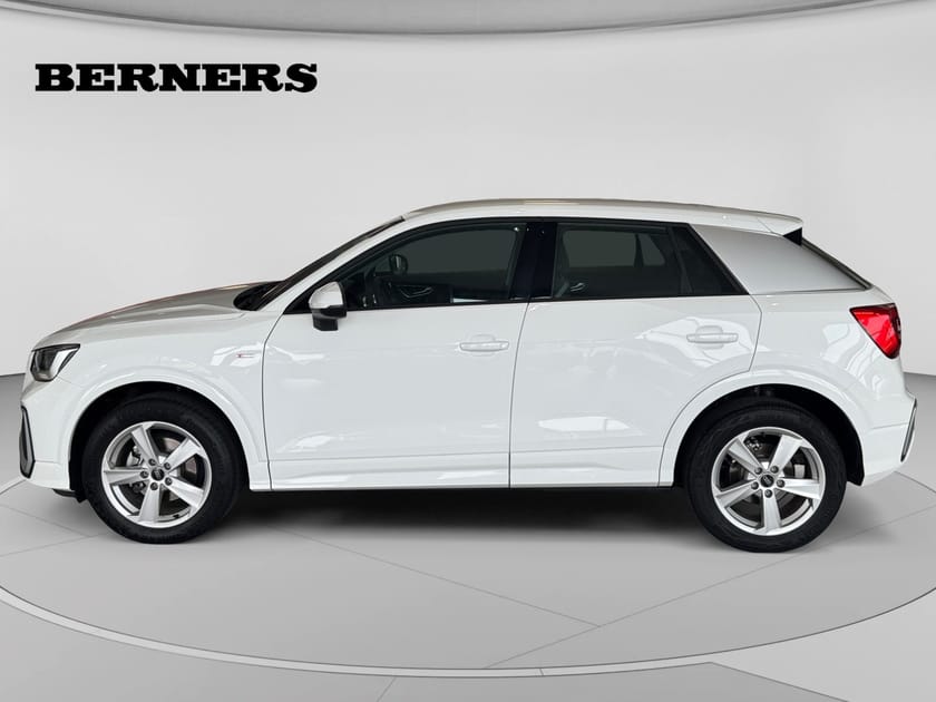 Bild 2 av Audi Q2 35 TFSI Tsi 150 / S-line / Värmare Komfortpkt plus