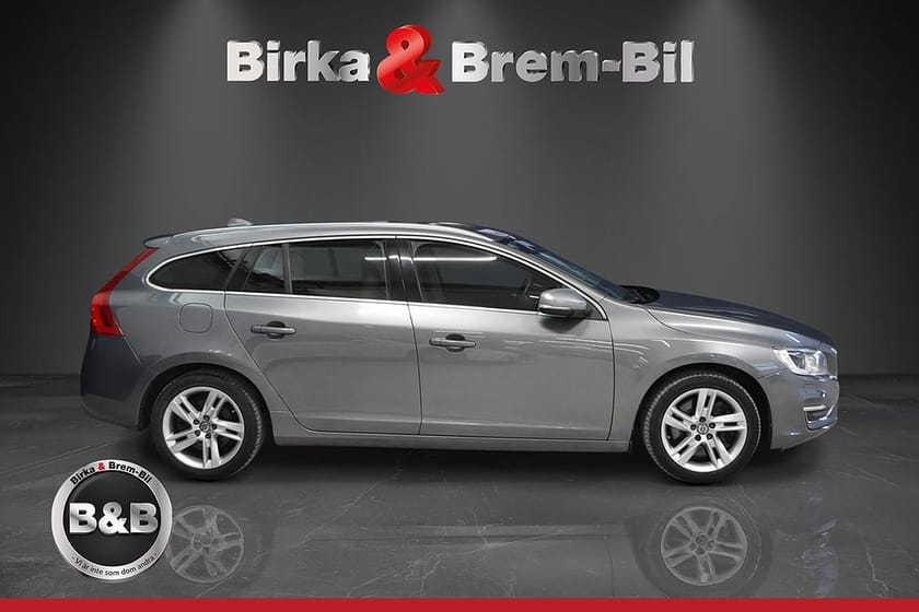 Bild 4 av Volvo V60 D6 Hybrid Summum 298hk VOC, DRAG AWD TAKLUCKA
