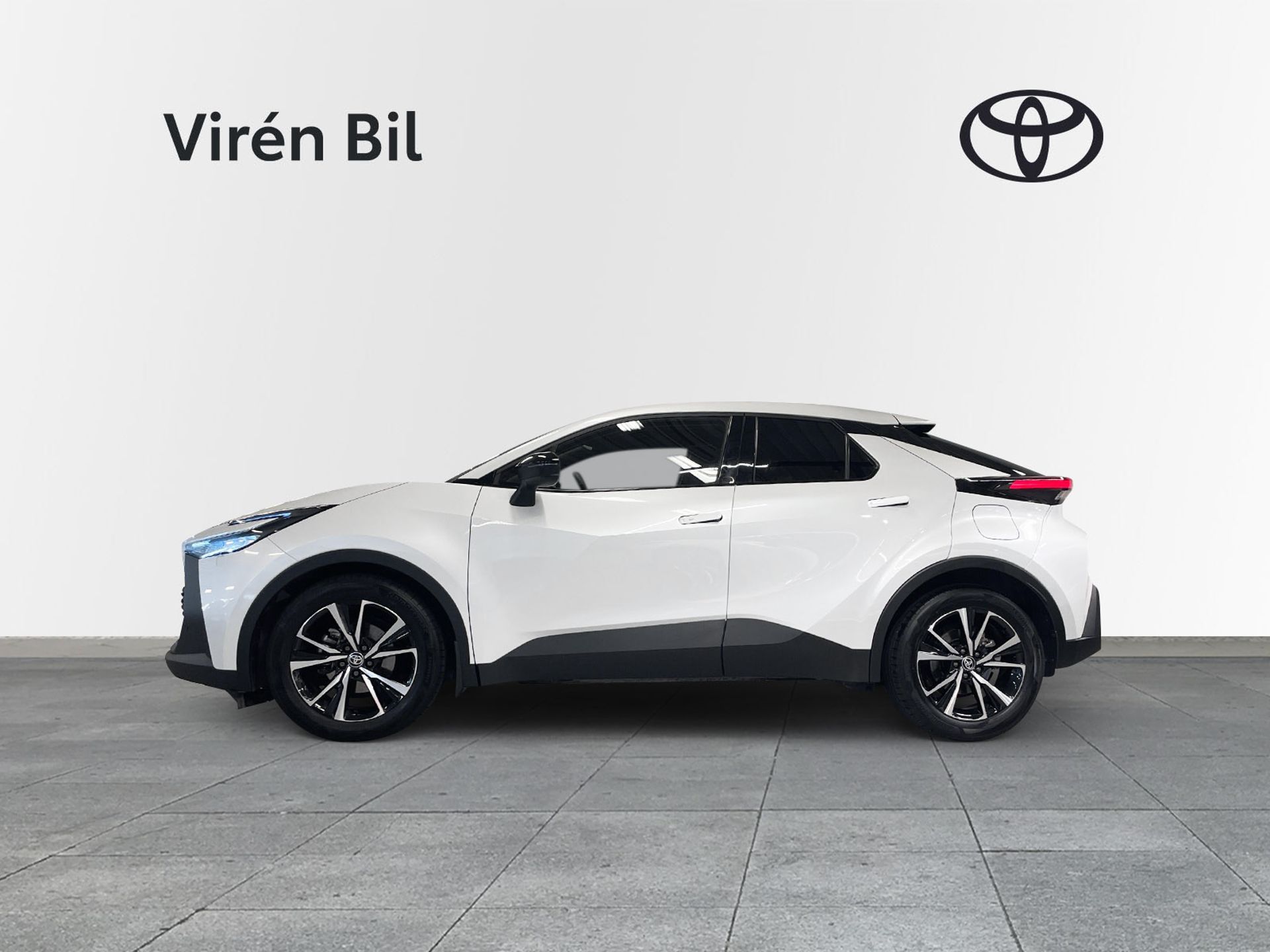 Toyota C-HR 1,8 Style V-hjul 2024, bild 3/10