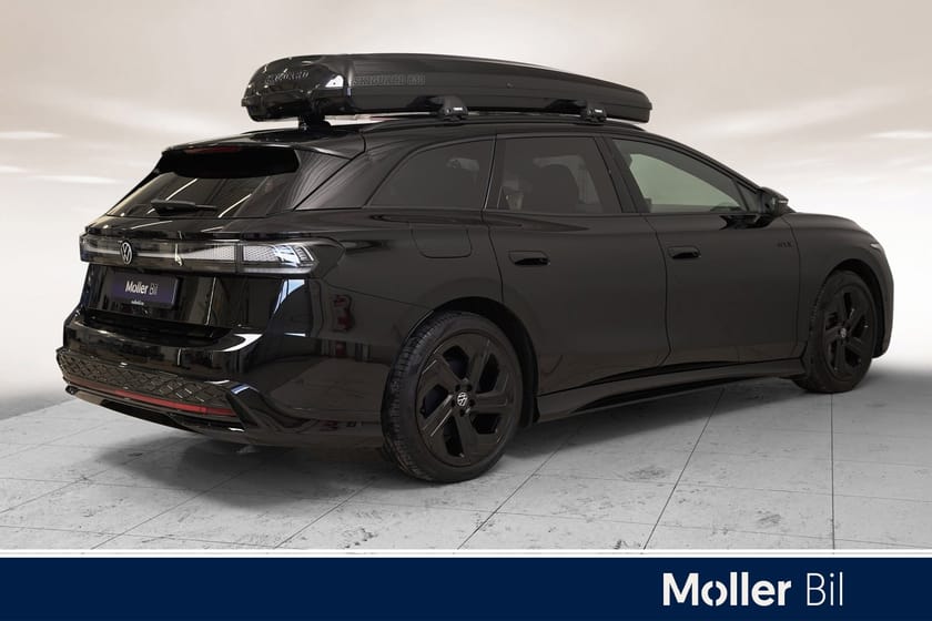 Bilde 2 av Volkswagen ID.7 GTX Tourer