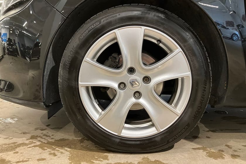 Bild 5 av Renault Clio 0.9 TCe Dynamique / Navi / Farthållare / Bluetooth