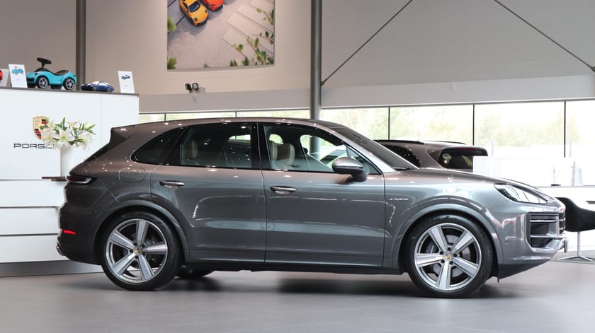 Bild 3 av Porsche Cayenne E-Hybrid