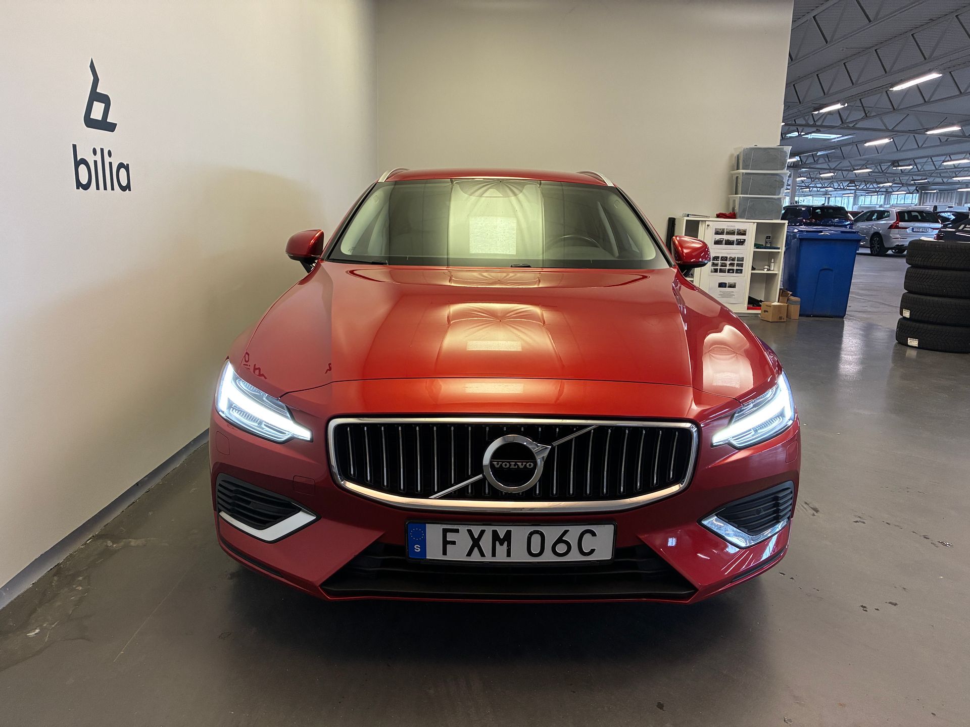 Volvo V60 2021, bild 2/10