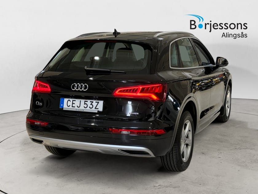 Bild 3 av Audi Q5 40 TDI quattro 190hk Drag/Värmare/Kamera/Keyless