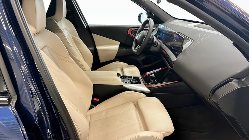 Bild 3 av BMW X3 30e xDrive M-Sport Drag Rattvärme Harman/kardon