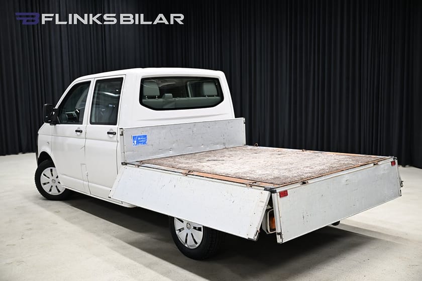 Bild 5 av Volkswagen Transporter Chassi Dubbelhytt TDI 140HK Dubbelhytt|Flak|Drag|Värmare|Moms
