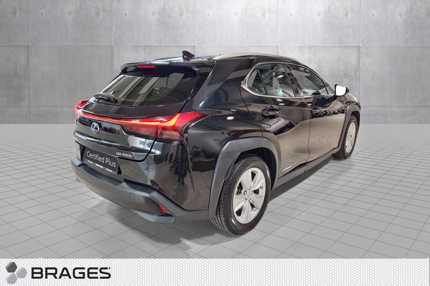 Bilde 5 av Lexus UX 250h E-Four AWD Comfort