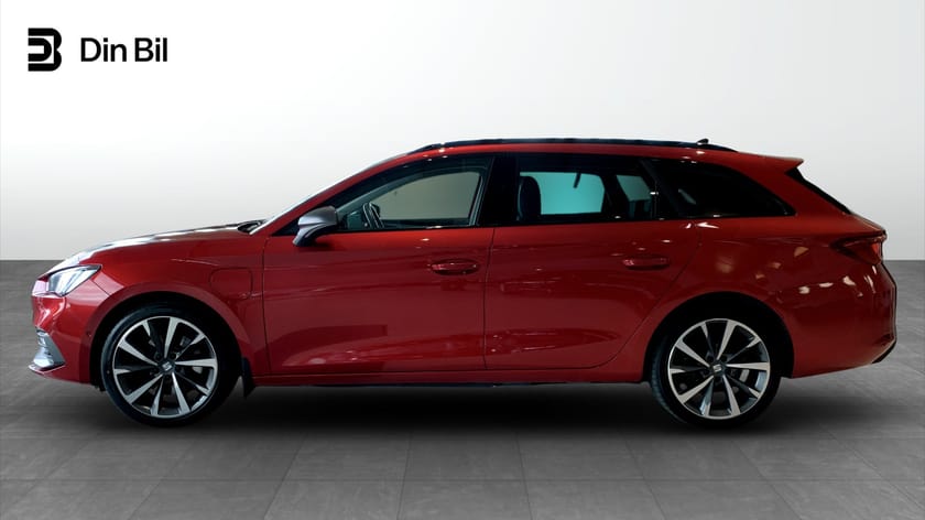 Bild 2 av SEAT León Sportstourer e-Hybrid eHybrid DSG FR Drag/Backkamera