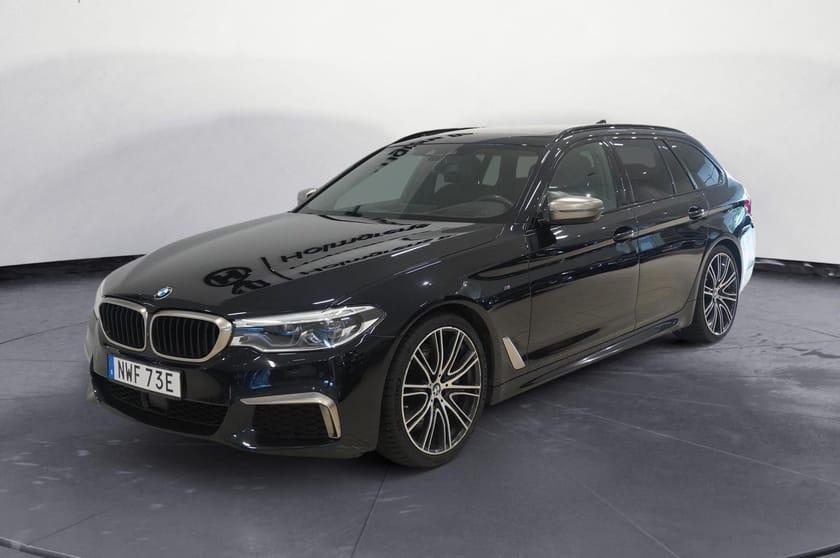 Bild 1 av BMW M550d xDrive Touring B W Soft Close