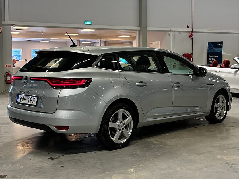 Bild 5 av Renault Mégane Sport Tourer 1,3 TCe 140hk Keyless Vinterhjul Leasbar