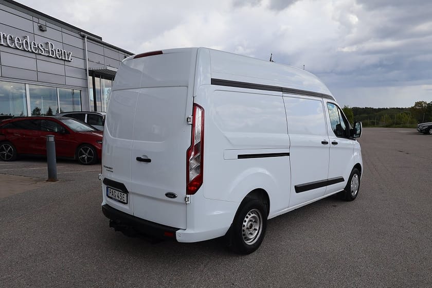 Bild 3 av Ford Transit Custom 300 2.0 3-sits Drag Värmare Vinterhjul Moms