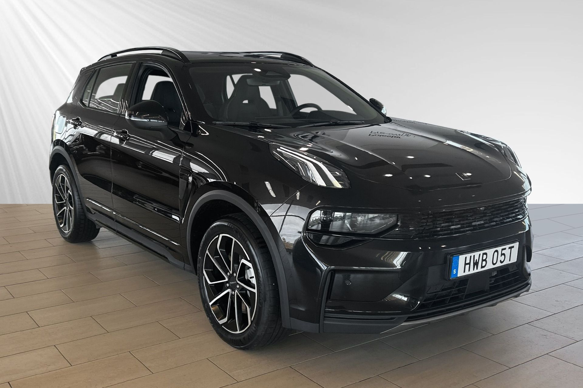 Lynk & Co 01 PHEV 2025, photo 4/10