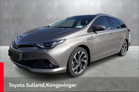 Toyota Auris Touring Sports Hybrid 1.8 Style I Hengerfeste