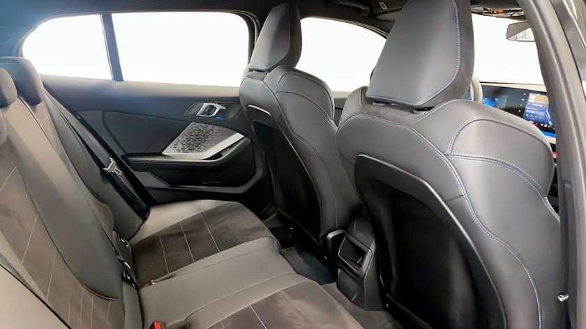Bild 5 av BMW 120 - M-Sport Rattvärme Parking assistent Adaptiv M fjädring