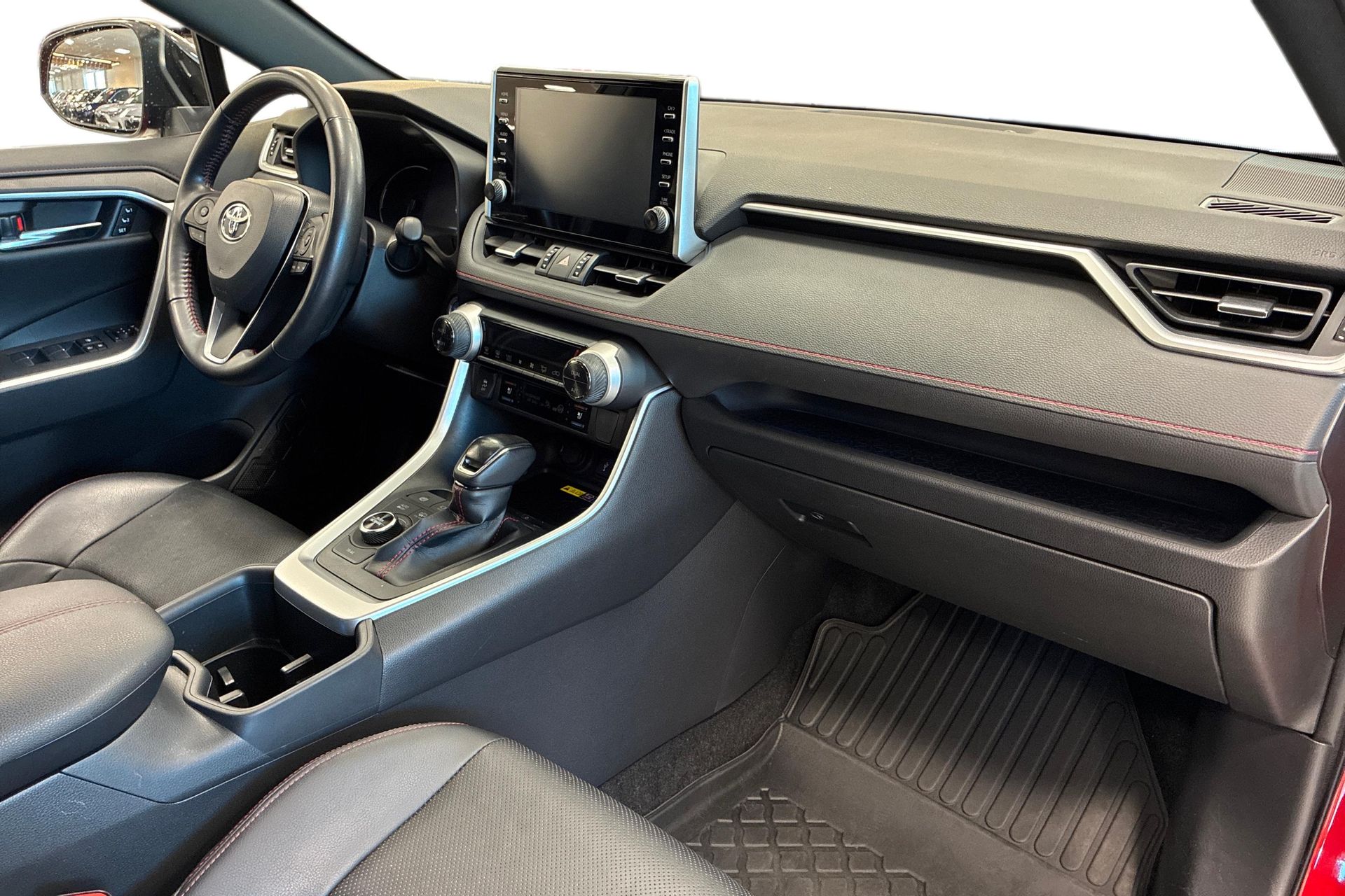 Toyota RAV4 Plug-in Hybrid 2022, bild 6/10