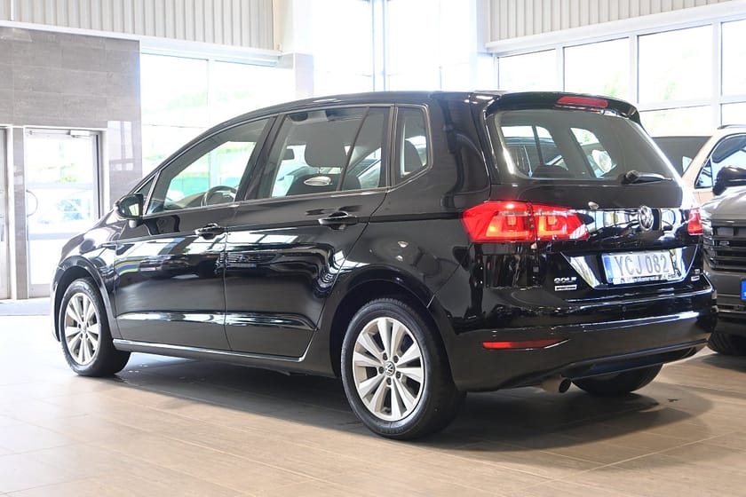 Bild 3 av Volkswagen Golf Sportsvan TSI 110 DSG7 Dragkrok Kamera