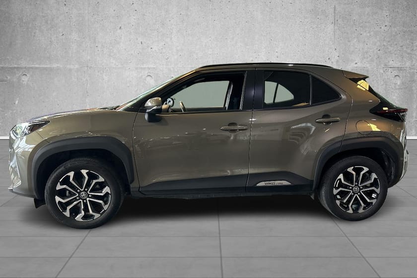 Bilde 2 av Toyota Yaris Cross Hybrid AWD-i Active Tech