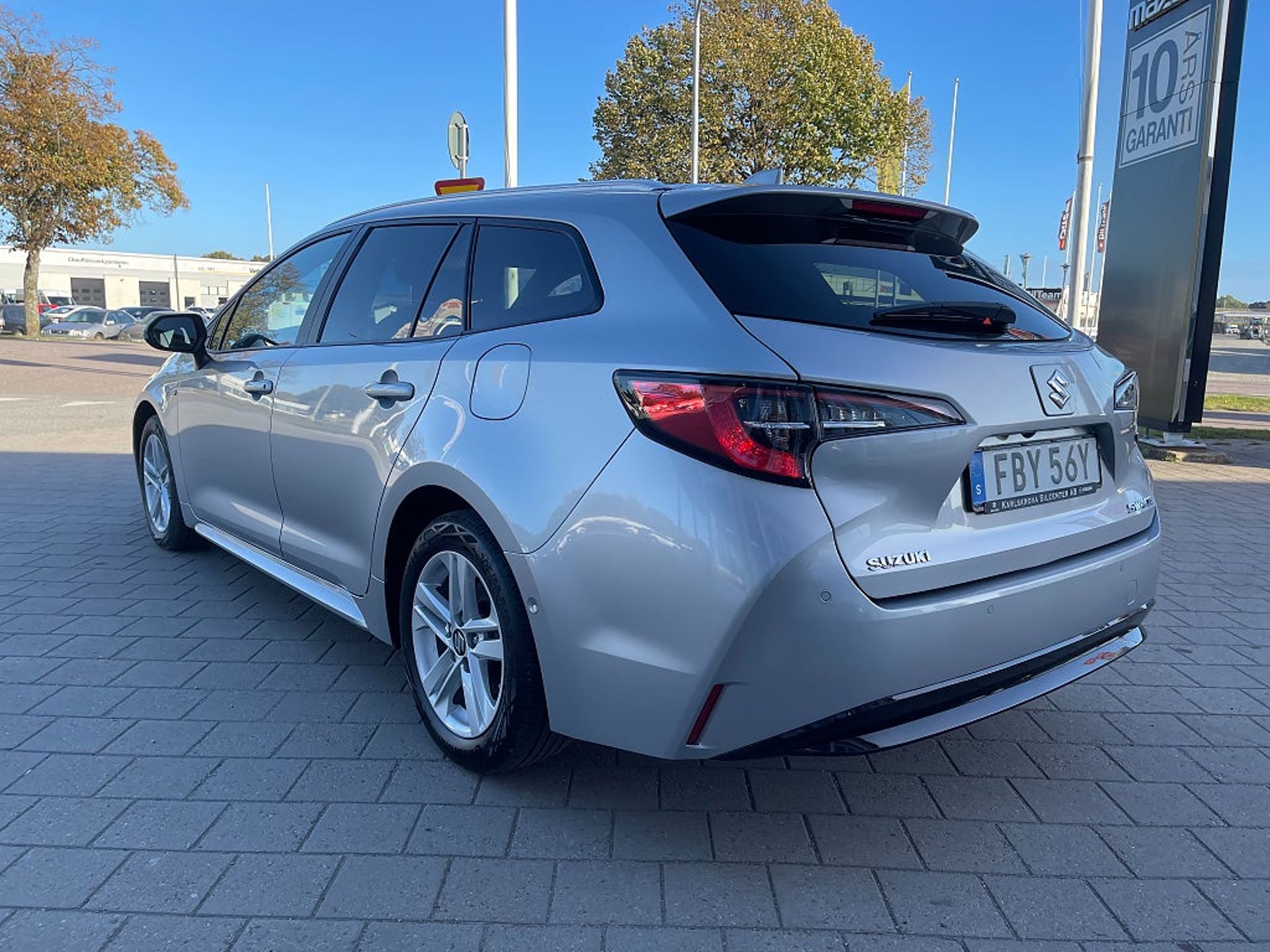 Suzuki Swace Hybrid 1.8 Inclusive 122 hk 2023, bild 7/10