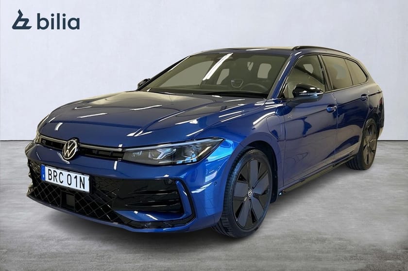 Bild 1 av Volkswagen Passat Variant eHybrid R-LINE 272hk Drag Pano H/K