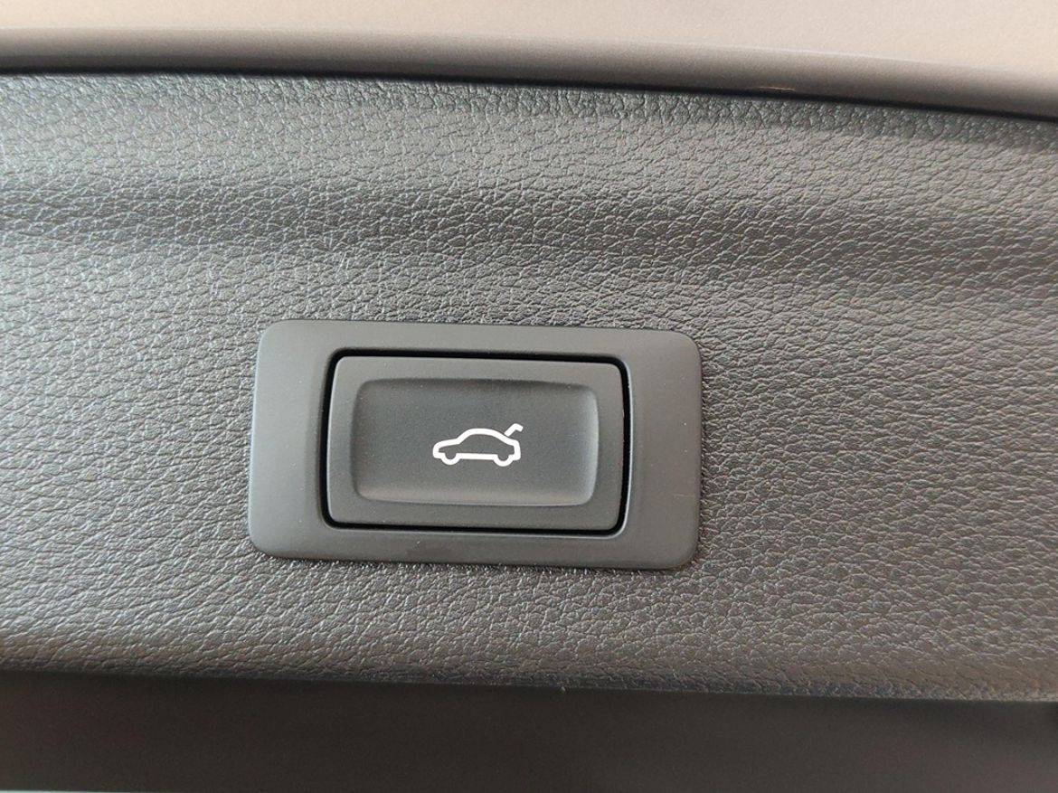 Audi Audi Q3 35 TDI — bild 21