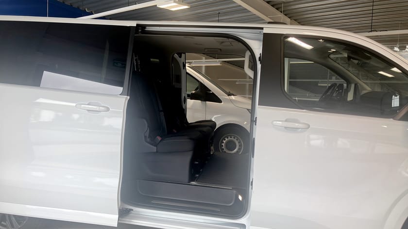 Bild 4 av Ford Tourneo Custom 320 Titanium  320L  2.0L ECOBLUE 170H - 9 sits