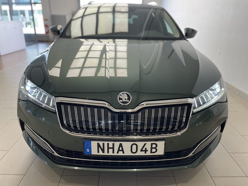 Bild 3 av Škoda Superb iV Kombi Skoda Combi L&K 1,4 218HK DSG I Drag I Digital Cockpit