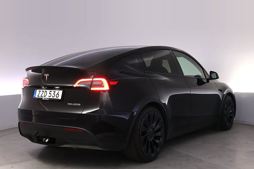 Bild 5 av Tesla Model Y Performance Autopilot Panorama Drag