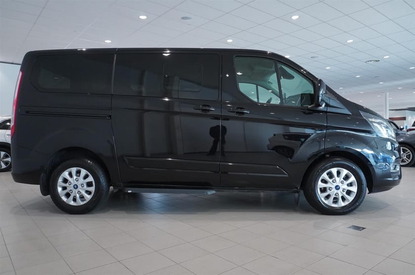 Bild 5 av Ford Tourneo Custom Plug-in Hybrid