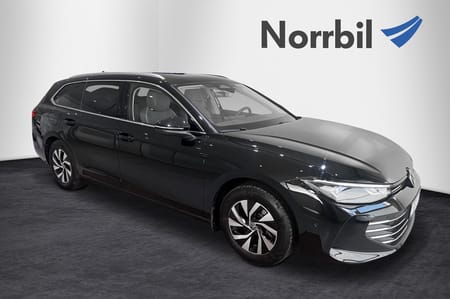 Volkswagen Passat Sportscombi Business eTSI 150 Drag Värmare