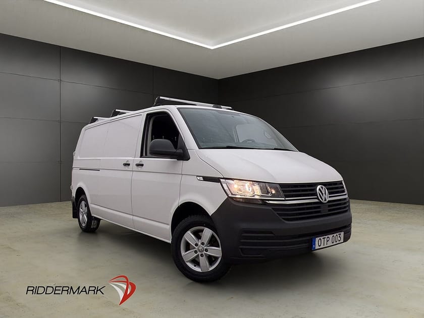 Bild 1 av Volkswagen Transporter L2 Värmare Drag Kamera CARPLAY Moms