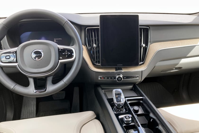 Bild 5 av Volvo XC60 T6 Plus Dark Nordic Edition