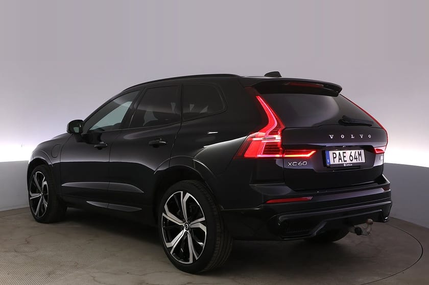 Bild 4 av Volvo XC60 T8 AWD Re R-Design Pano Drag H/K Värmare V-hjul