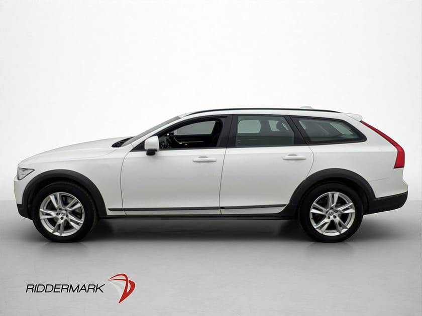 Bild 5 av Volvo V90 Cross Country D4 AWD Kinetic VOC Värm CarPlay Drag