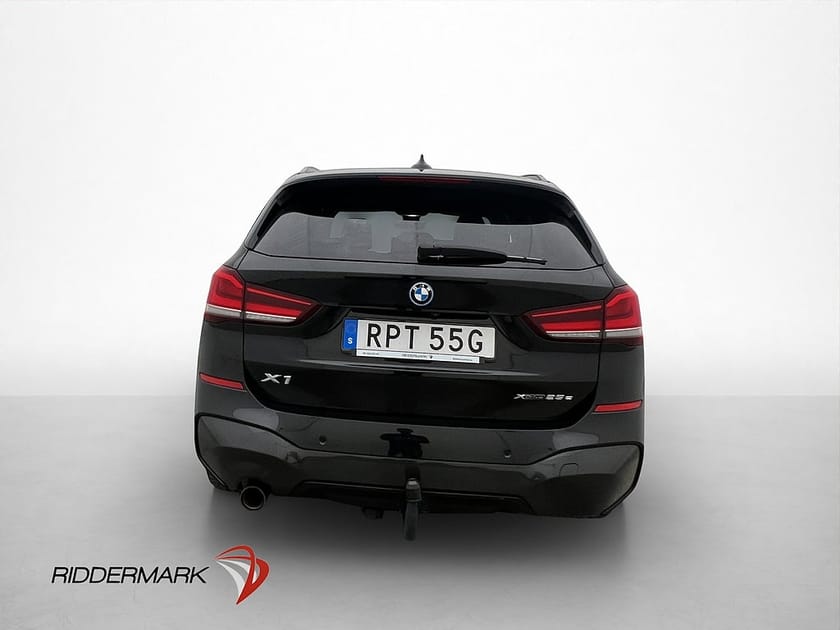 Bild 3 av BMW X1 xDrive25e M Sport HiFi HUD Kamera Navi Ambient Drag