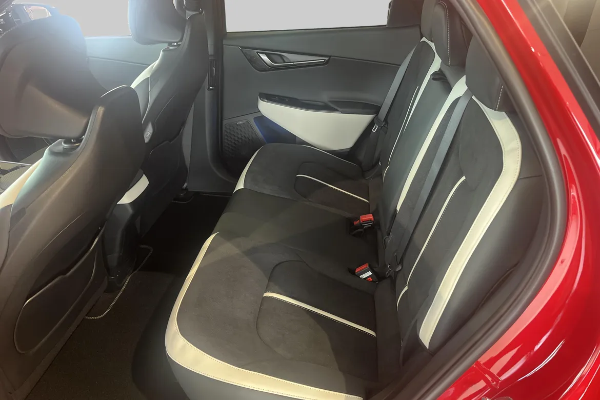 picture of a car