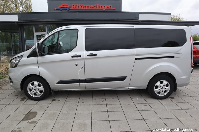 Bild 1 av Ford Transit Custom 320 Kombi 2.0 TDCi L2H1 130hk Dragkrok Backkamera 9 sits