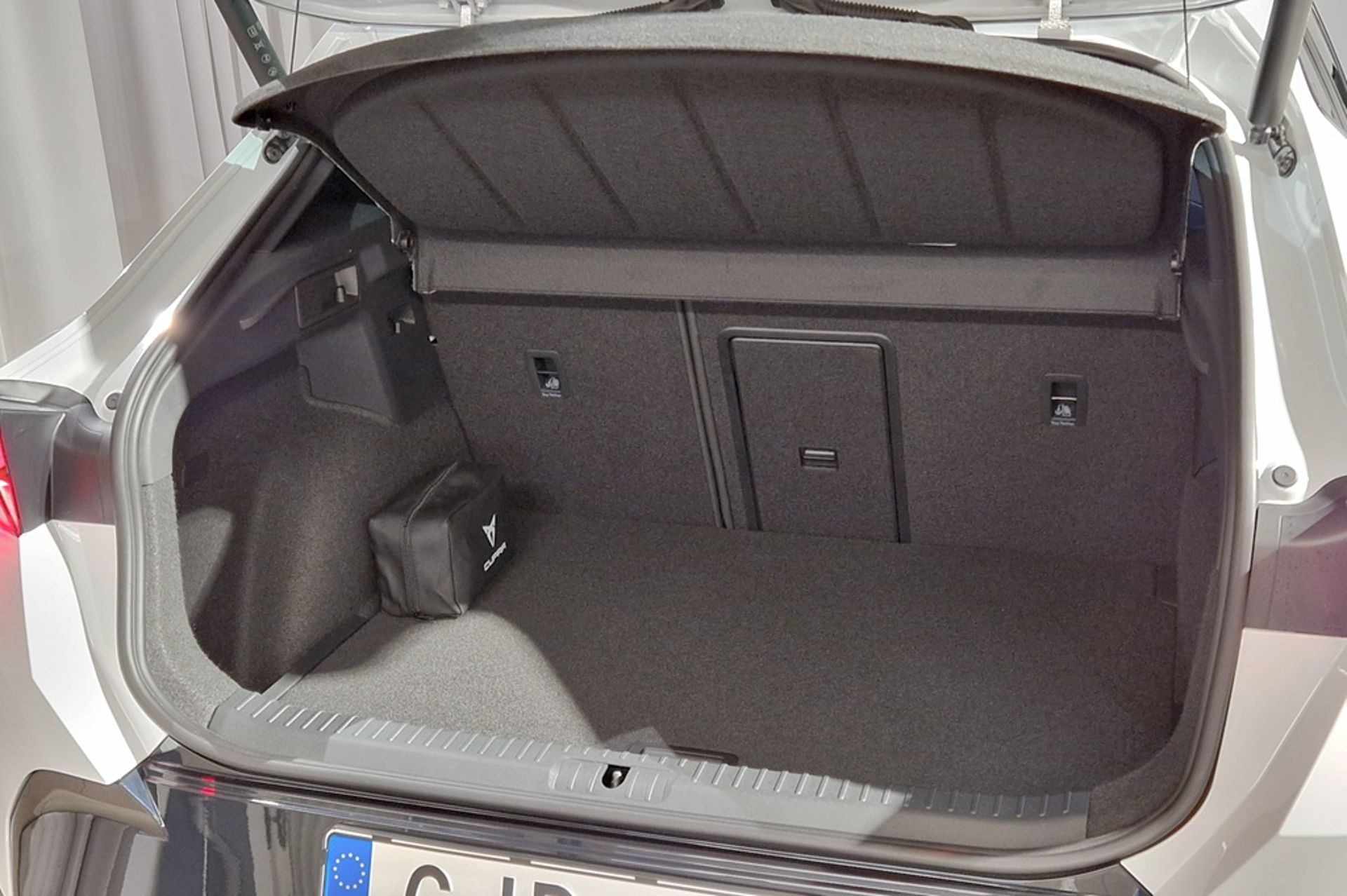 Cupra Formentor 1.5 ETSI 150 MHEV DSG 2026, bild 5/10