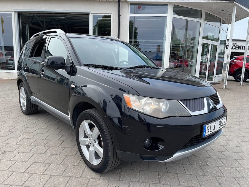 Bild 3 av Mitsubishi Outlander 2.4 MIVEC AWC INVECS-III CVT