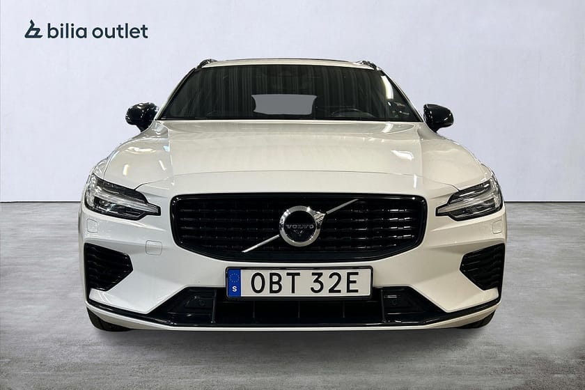 Bild 3 av Volvo V60 Recharge T6 R-Design 341hk Pano H/K  Drag Carplay 360°