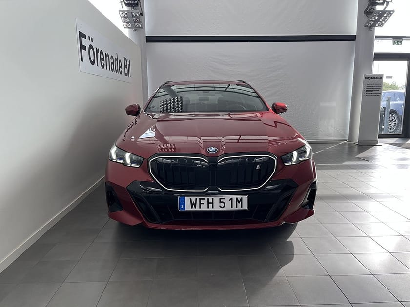 Bild 2 av BMW i5 eDrive40 Touring