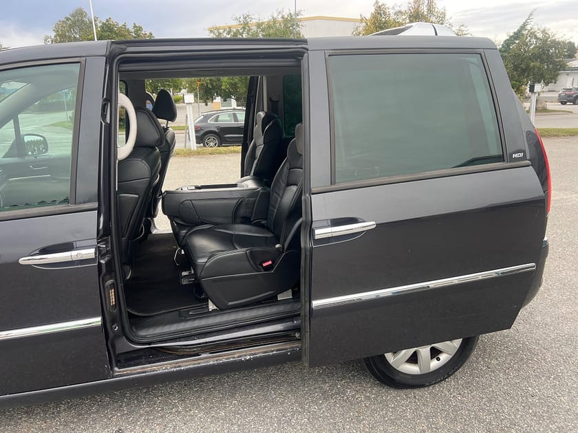 Bild 5 av Peugeot 807 2.0 HDi FAP 7-sits 1 äg Kamrem bytt Skinn Drag D-Värm