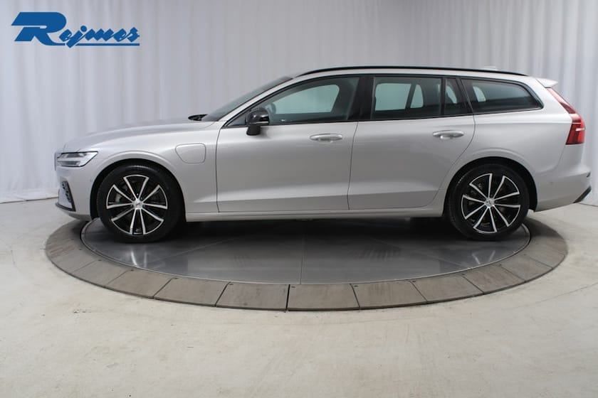 Bild 2 av Volvo V60 T6 Plus Dark Edition
