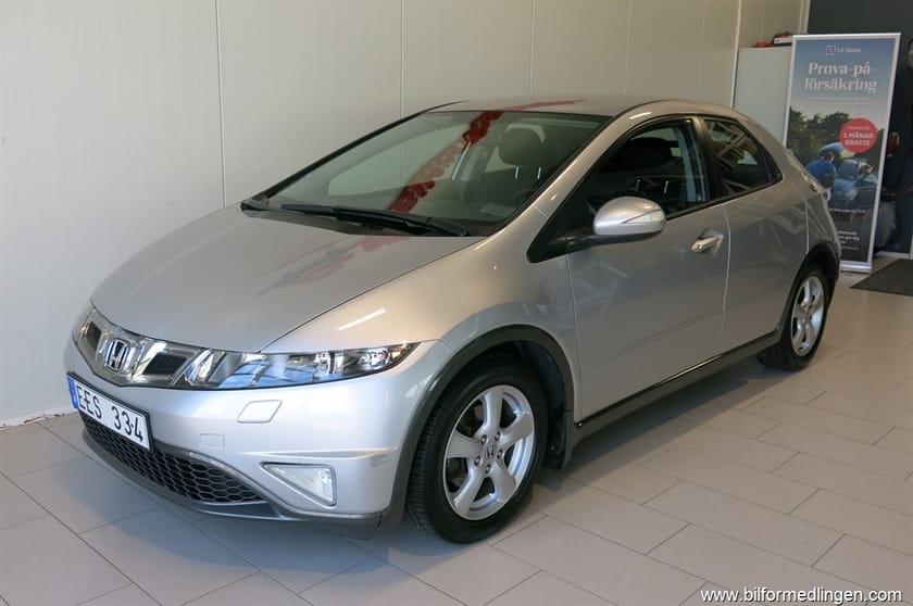 Bild 4 av Honda Civic 1.3 i-VTEC 99hk 1 Ägare V-Hjul Låga mil