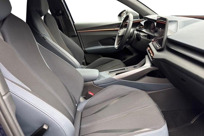 Bild 5 av CUPRA Terramar 1.5ETSI 150HK DRAG/VÄRMARE/VHJUL