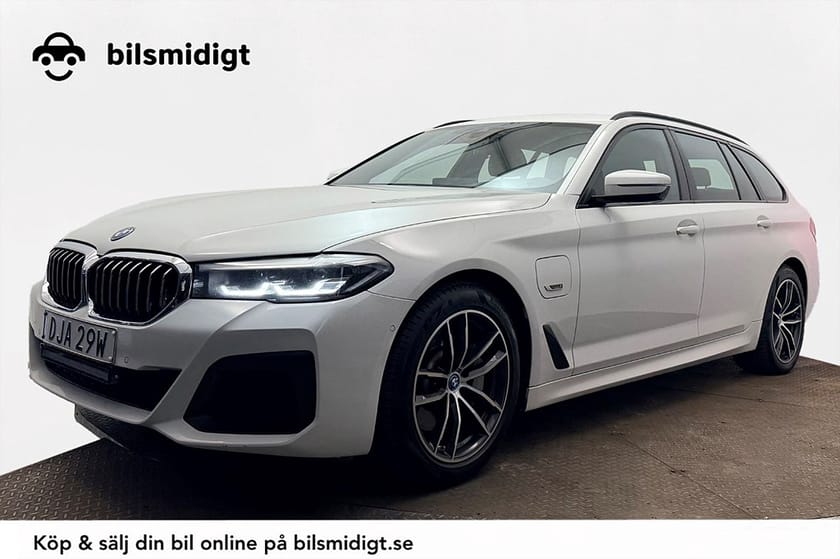Bild 1 av BMW 530e xDrive Touring M Sport Drag Läder Navi Kamera Cockpit