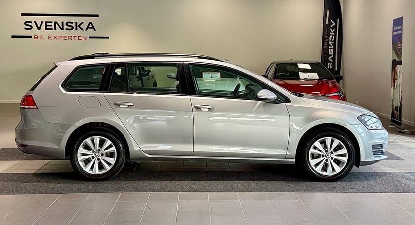 Bild 5 av Volkswagen Golf Sportscombi SB 1.2 TSI 110 hk/Drag/B-kamera/Carplay/Adaptiv Farthlr