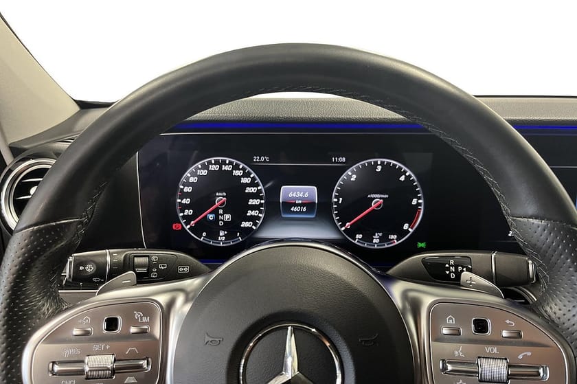 Bild 5 av Mercedes-Benz E 220 T d E220T AMG Line WIDESCREEN/360KAMERA/DRAG/ADAPTIV FARTHÅLLAR