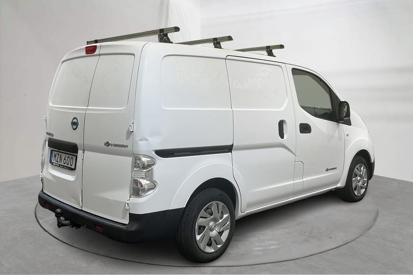 Bild 3 av Nissan e-NV200 Van 40kWh (109hk) Backkamera Drag